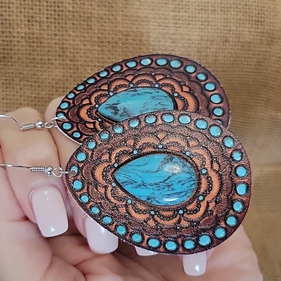 RETRO BOHEMIAN TURQUOISE STATEMENT EARRINGS - Picture 4 of 7